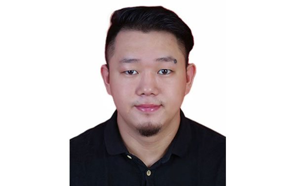 李炎