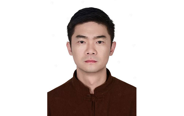 梁亚辉